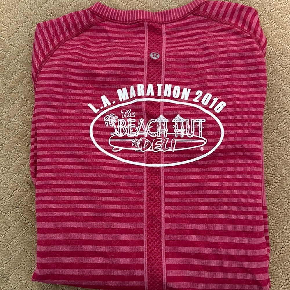 Lululemon size 6